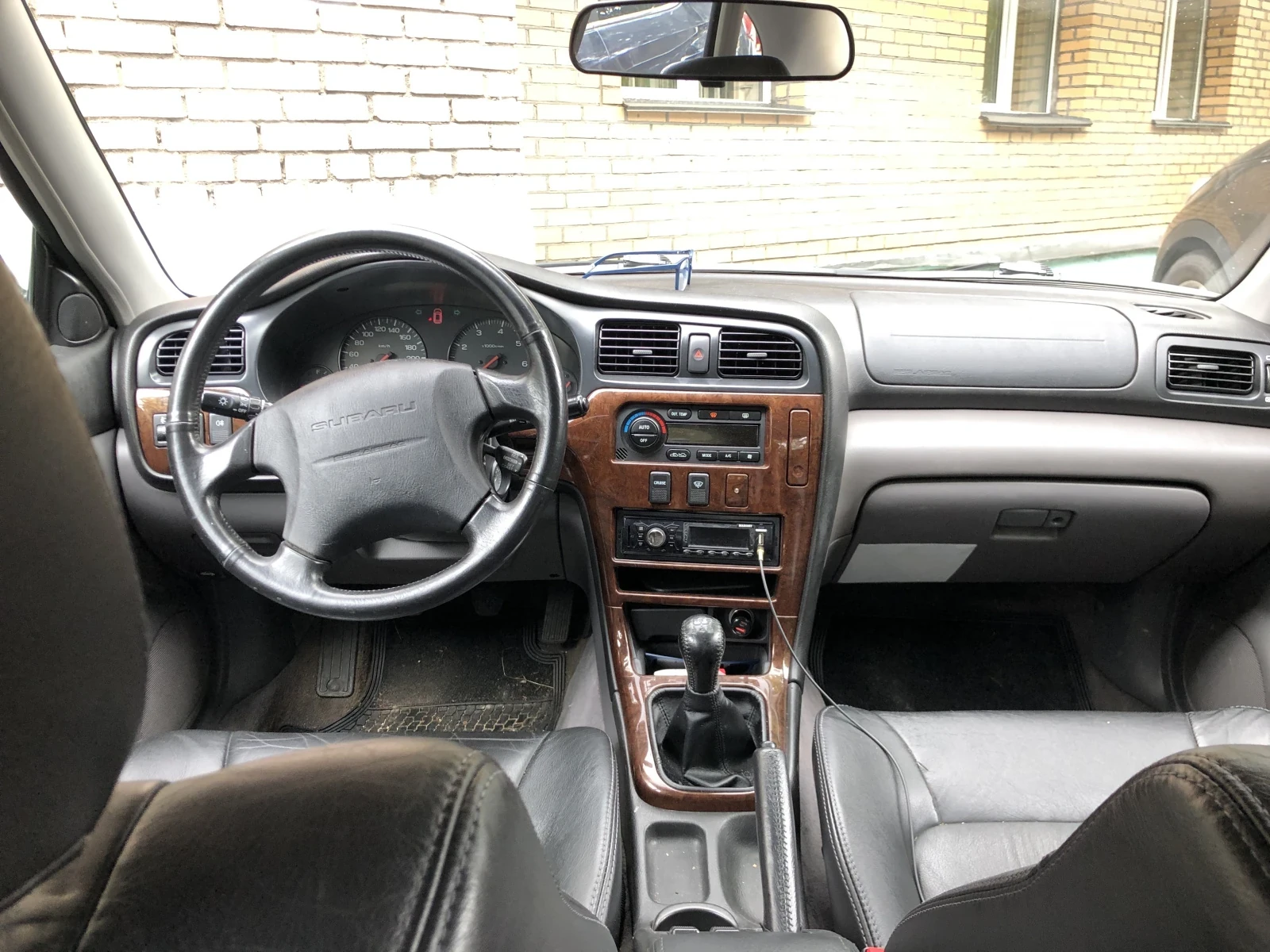 Subaru Legacy, 2000г, полный привод, механика