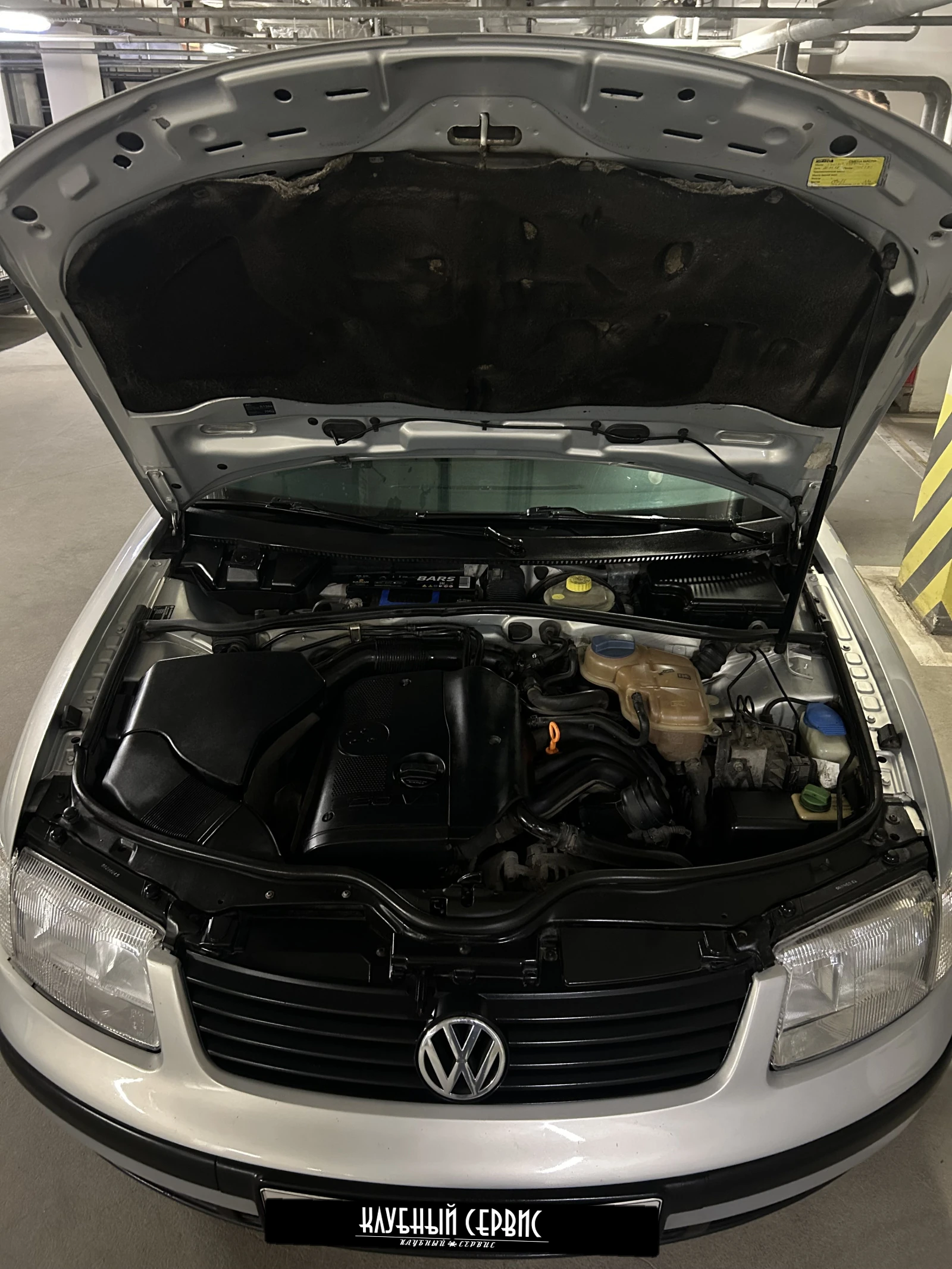 Volkswagen Passat, 2000г, передний привод, автомат
