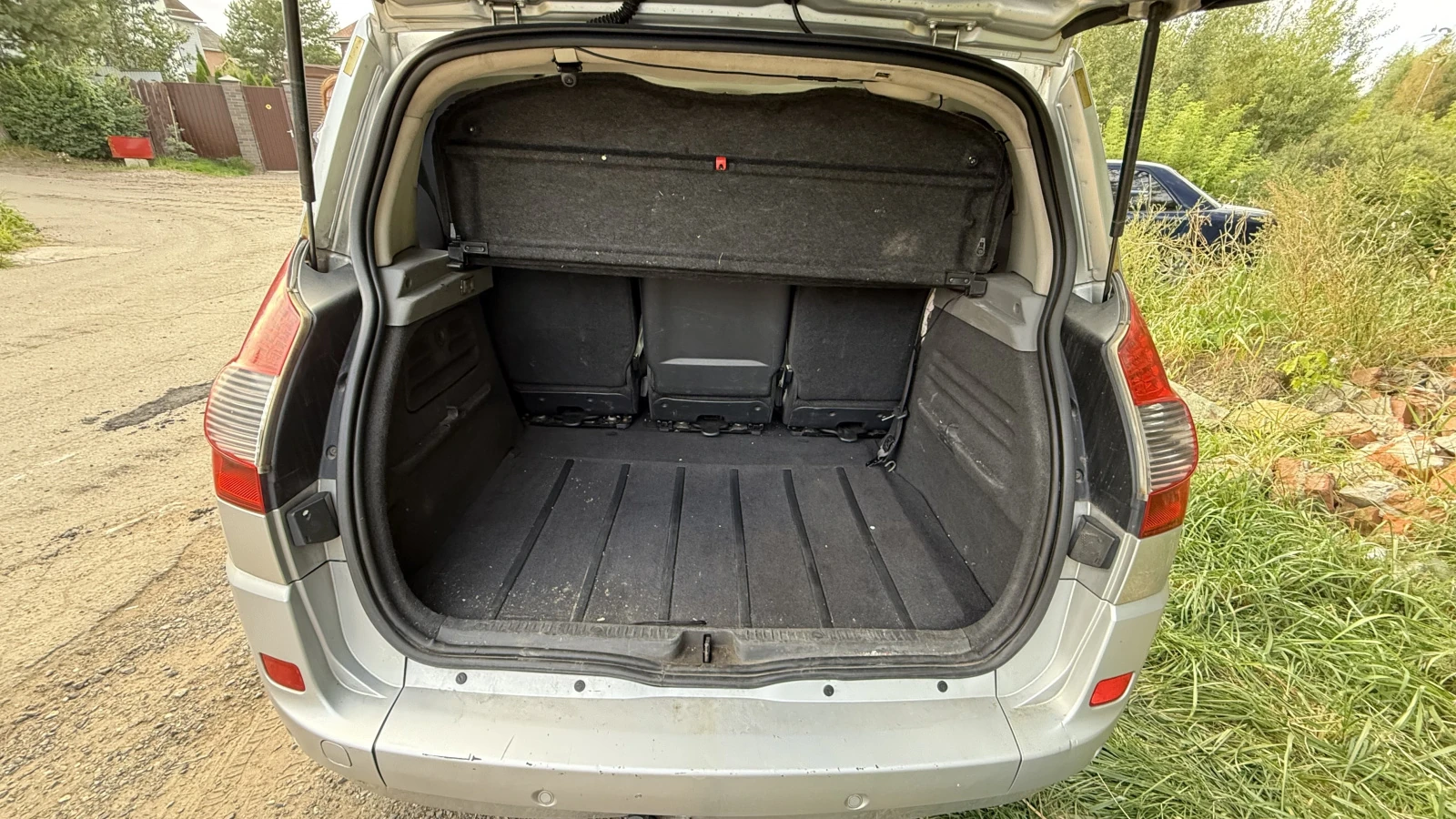 Renault Megane, 2007г, передний привод, механика