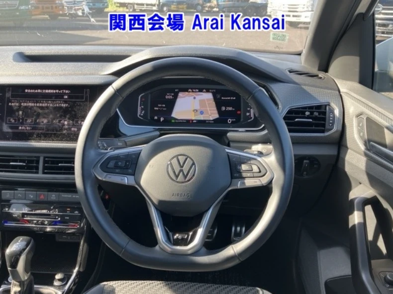 Volkswagen T-Cross, 2022г, передний привод, робот