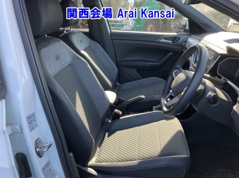 Volkswagen T-Cross, 2022г, передний привод, робот