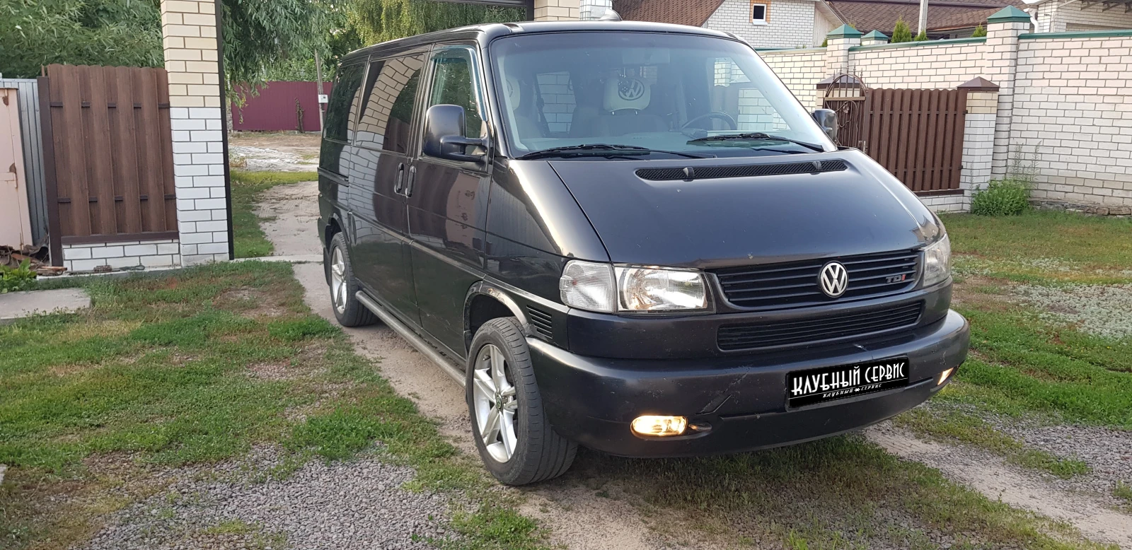 Volkswagen Multivan, 1999г, передний привод, механика