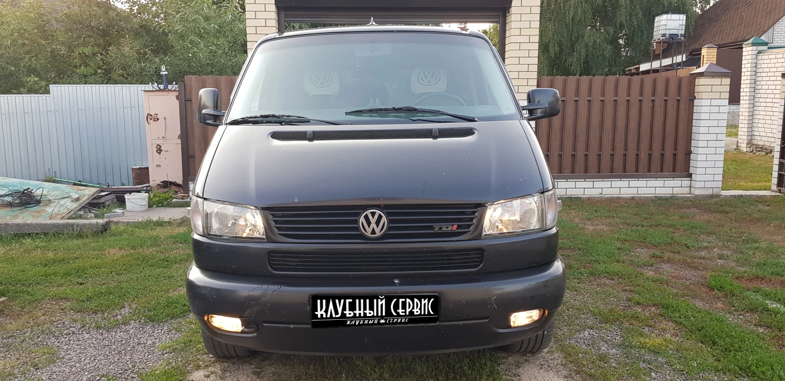 Volkswagen Multivan, 1999г, передний привод, механика