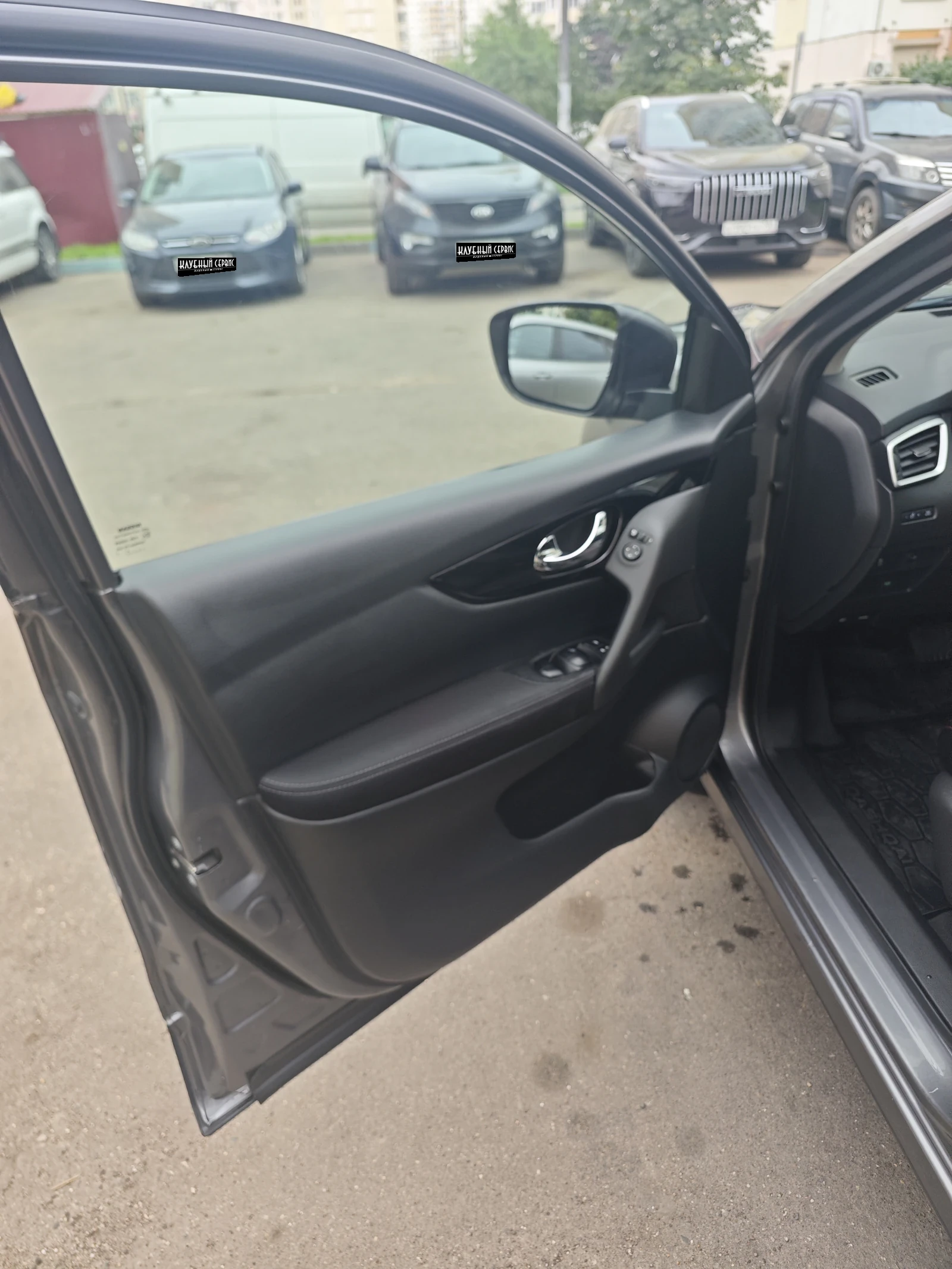 Nissan Qashqai, 2017г, передний привод, вариатор