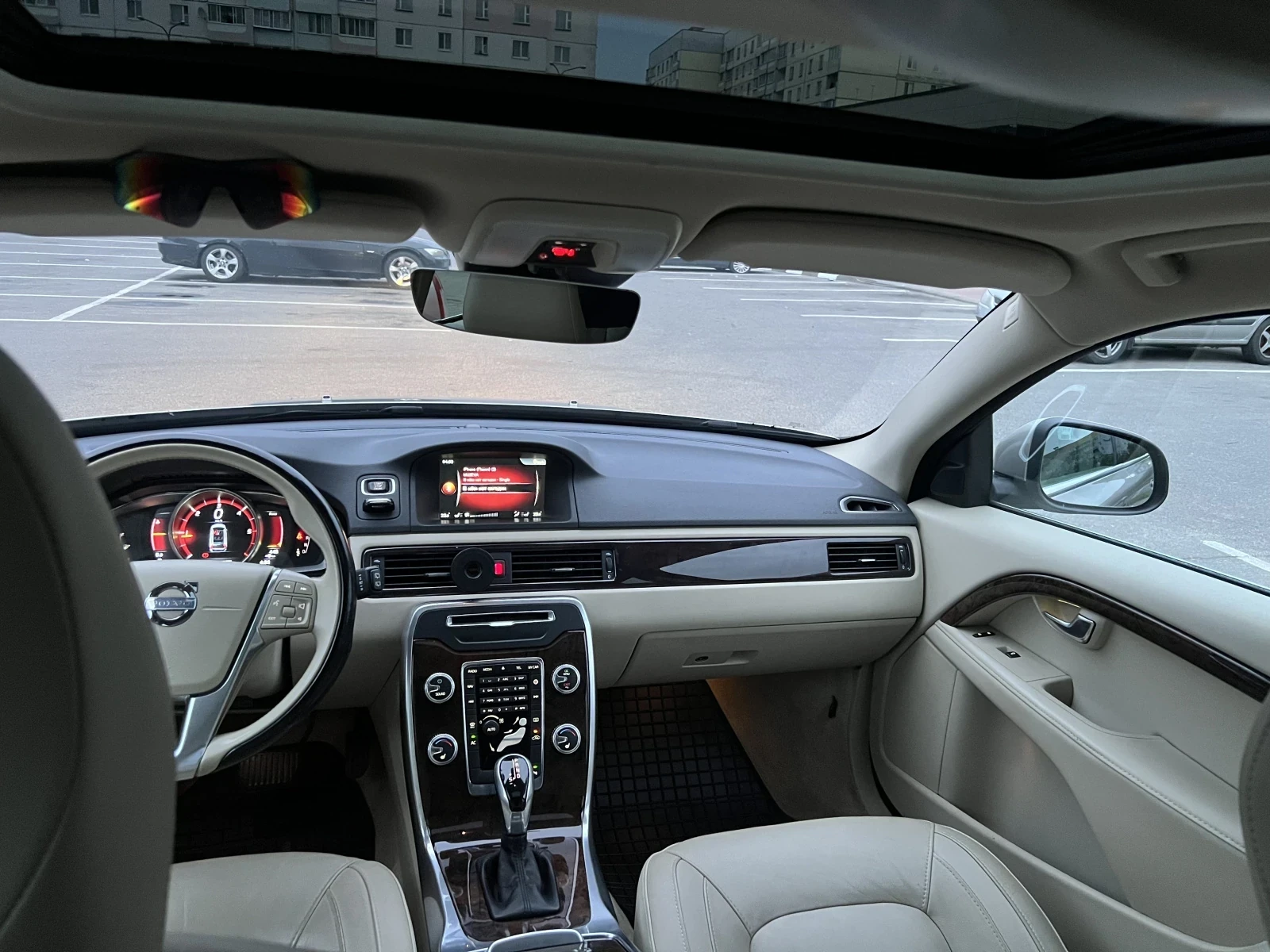 Volvo V70, 2014г, передний привод, робот