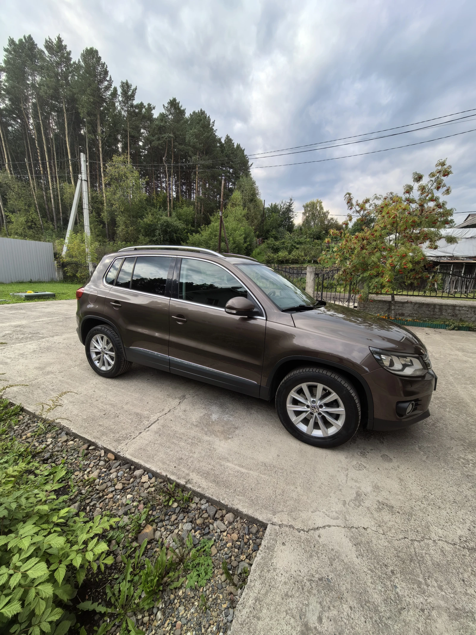 Volkswagen Tiguan, 2015г, полный привод, автомат