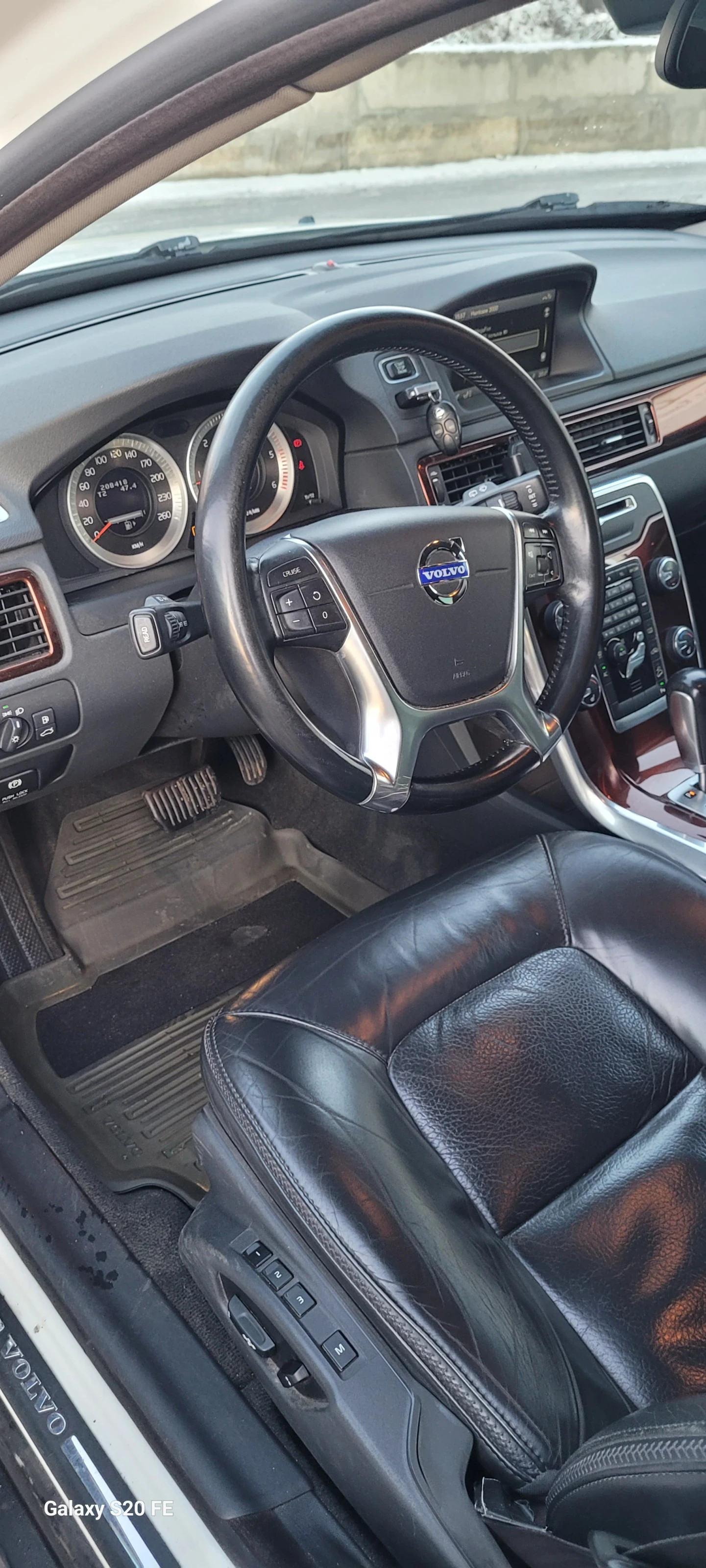 Volvo XC70, 2012г, полный привод, автомат