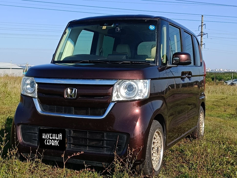 Honda N-BOX, 2017г., передний привод, вариатор