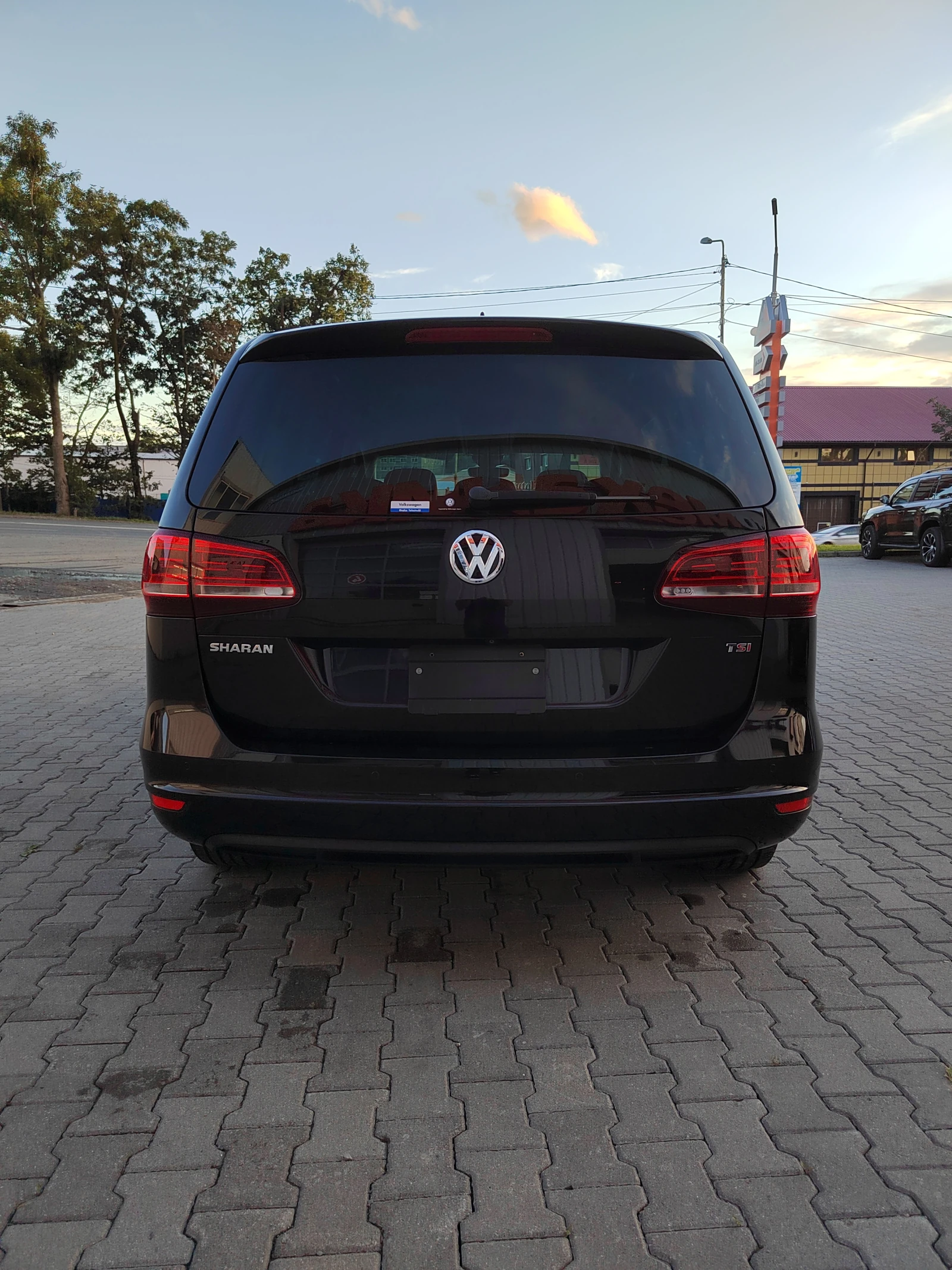 Volkswagen Sharan, 2015г, передний привод, робот