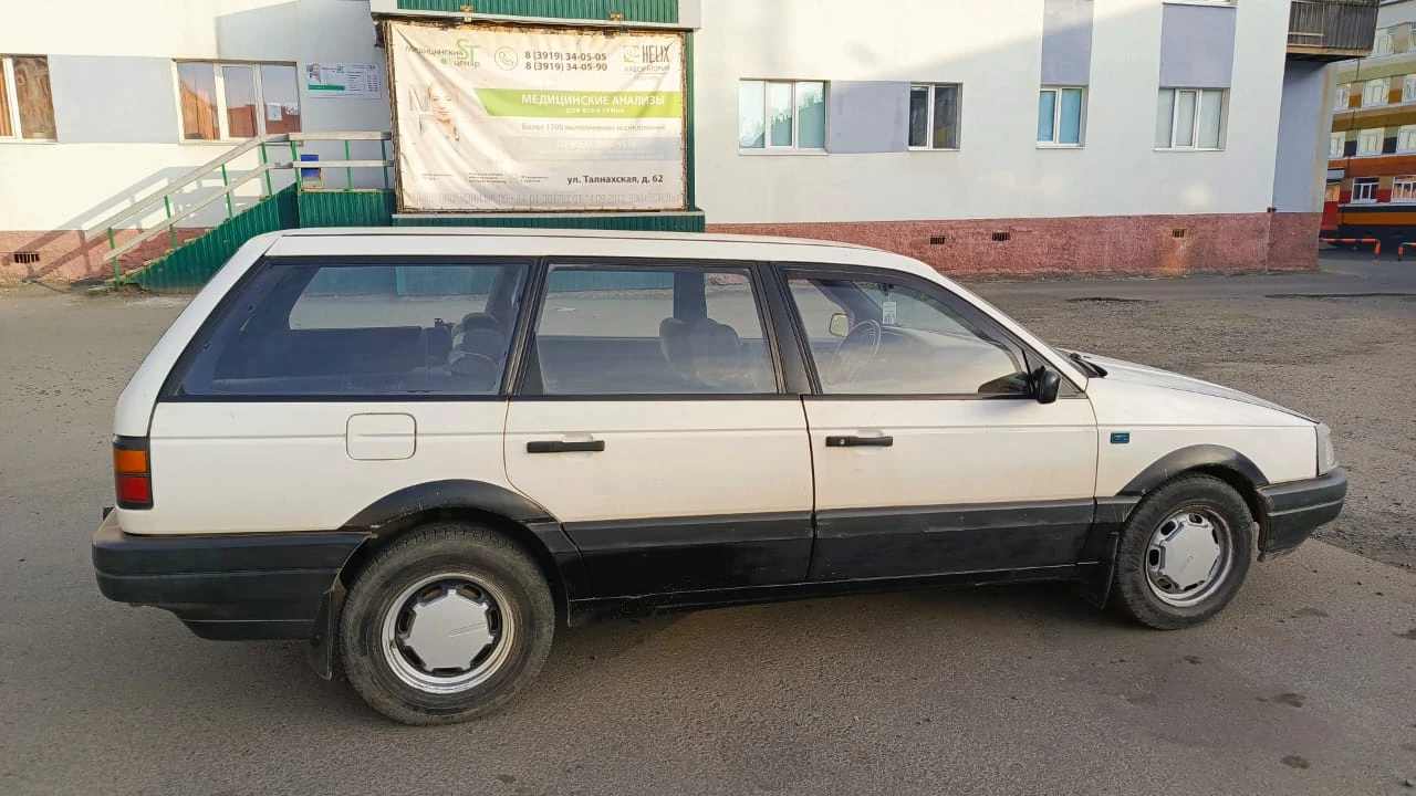 Volkswagen Passat, 1989г, передний привод, механика