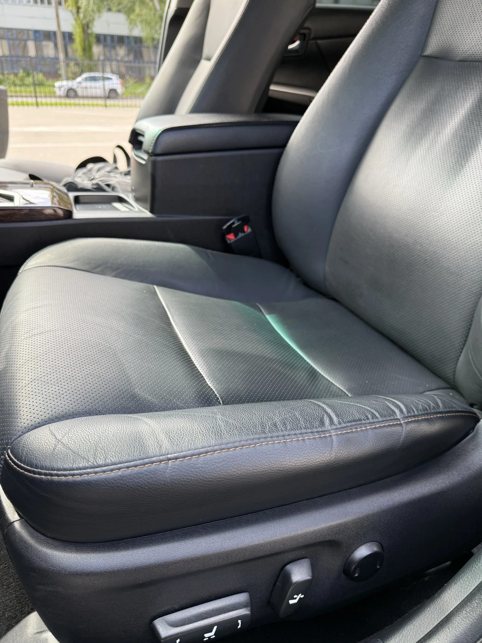 Toyota Camry, 2016г, передний привод, автомат