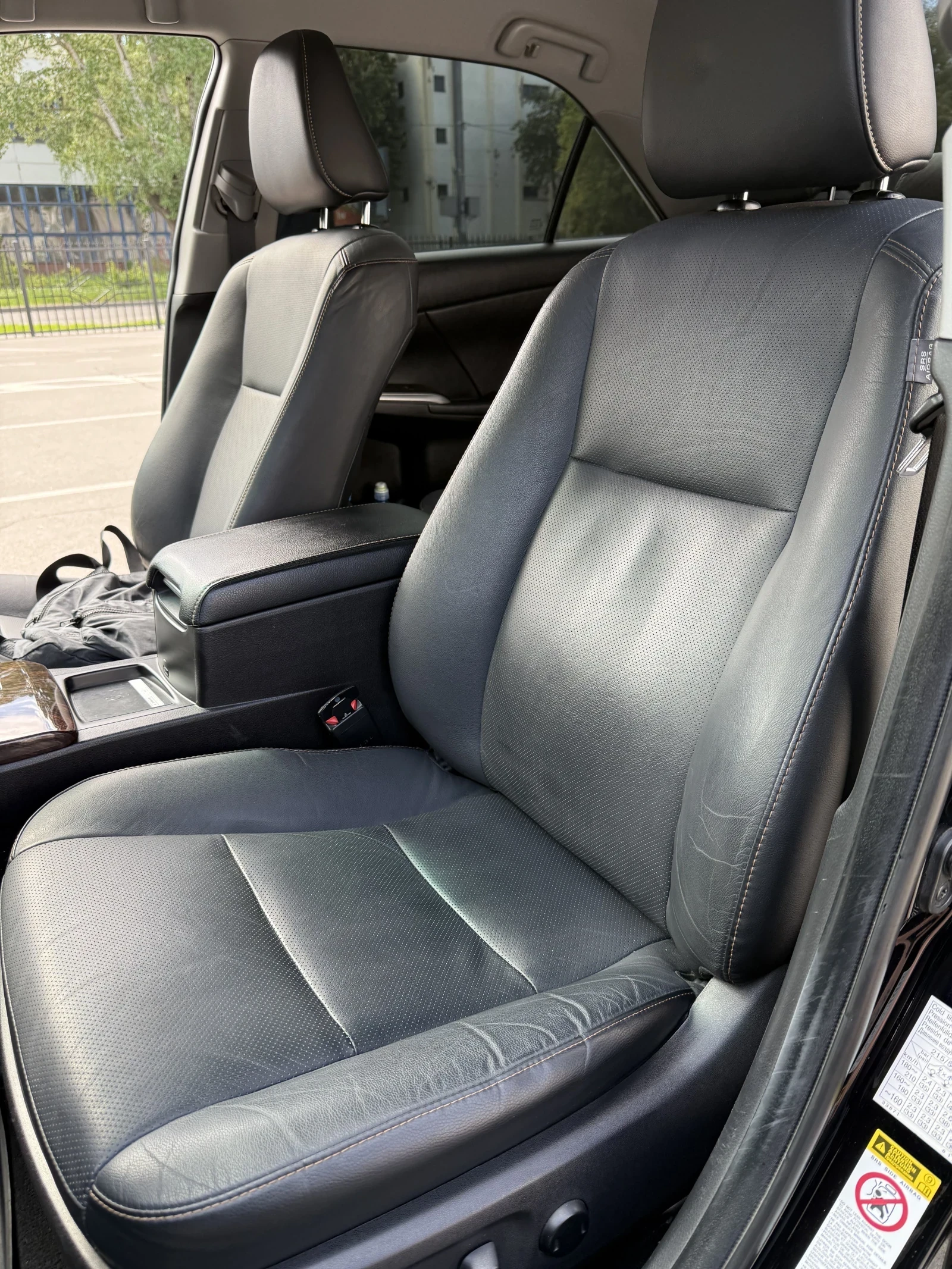 Toyota Camry, 2016г, передний привод, автомат