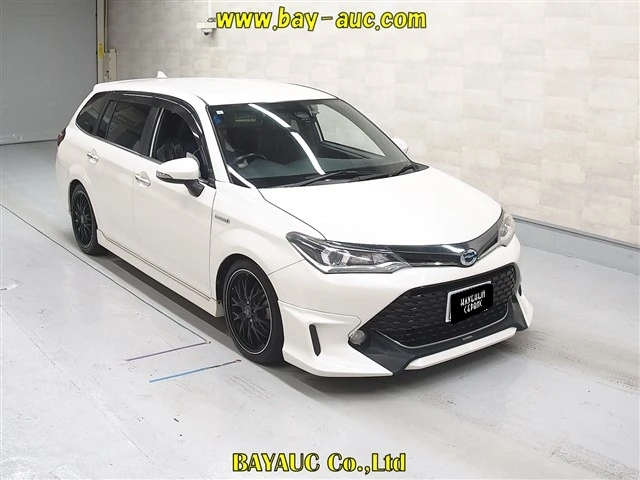 Toyota Corolla, 2015г., передний привод, вариатор