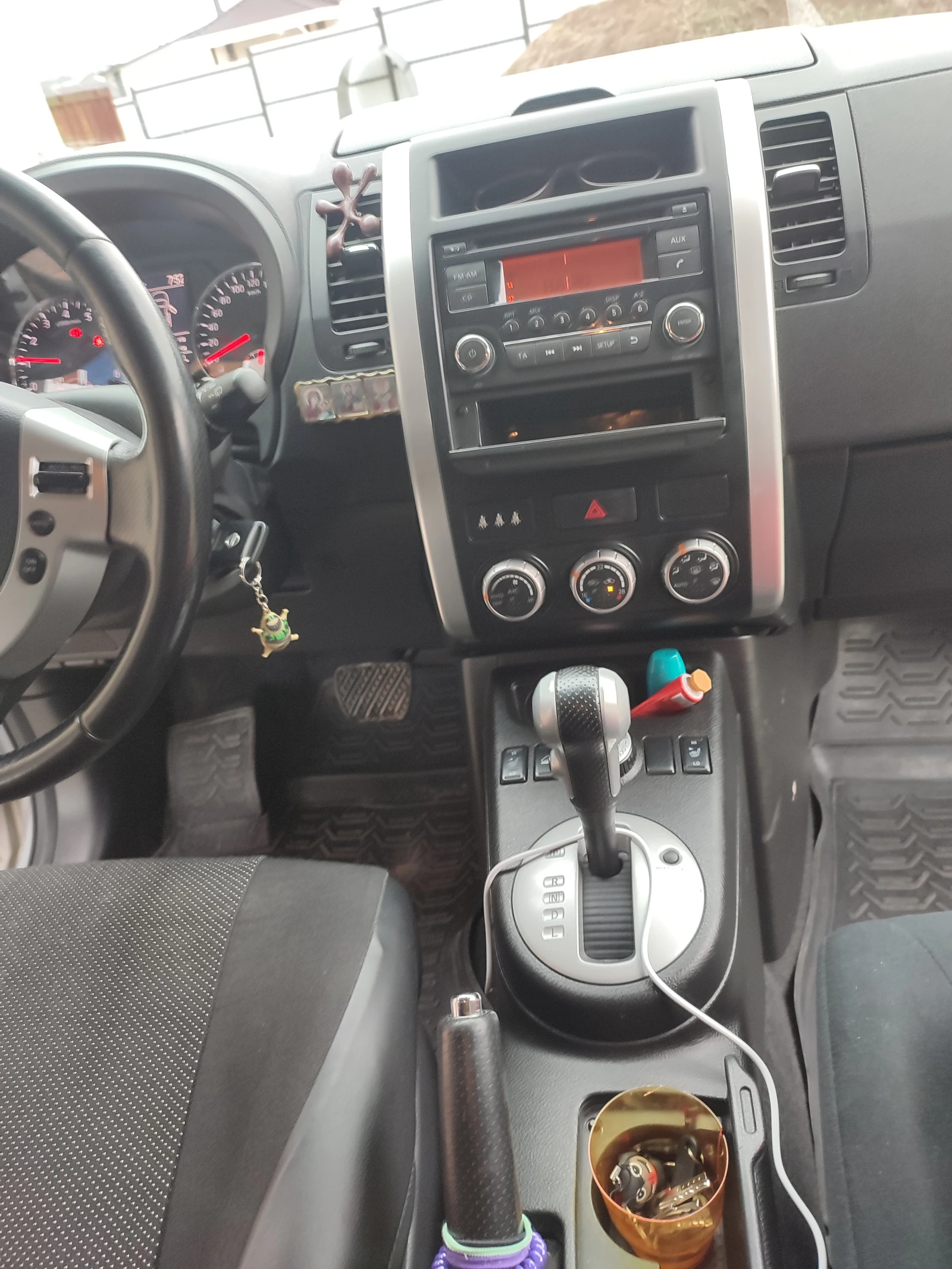 Nissan X-Trail, 2014г, полный привод, вариатор