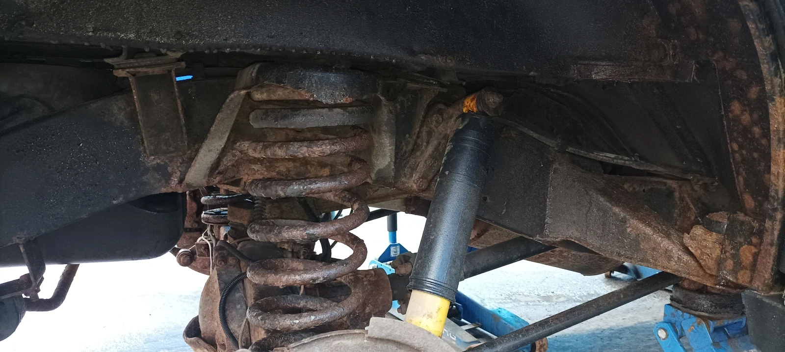 Land Rover Discovery, 1998г, полный привод, автомат