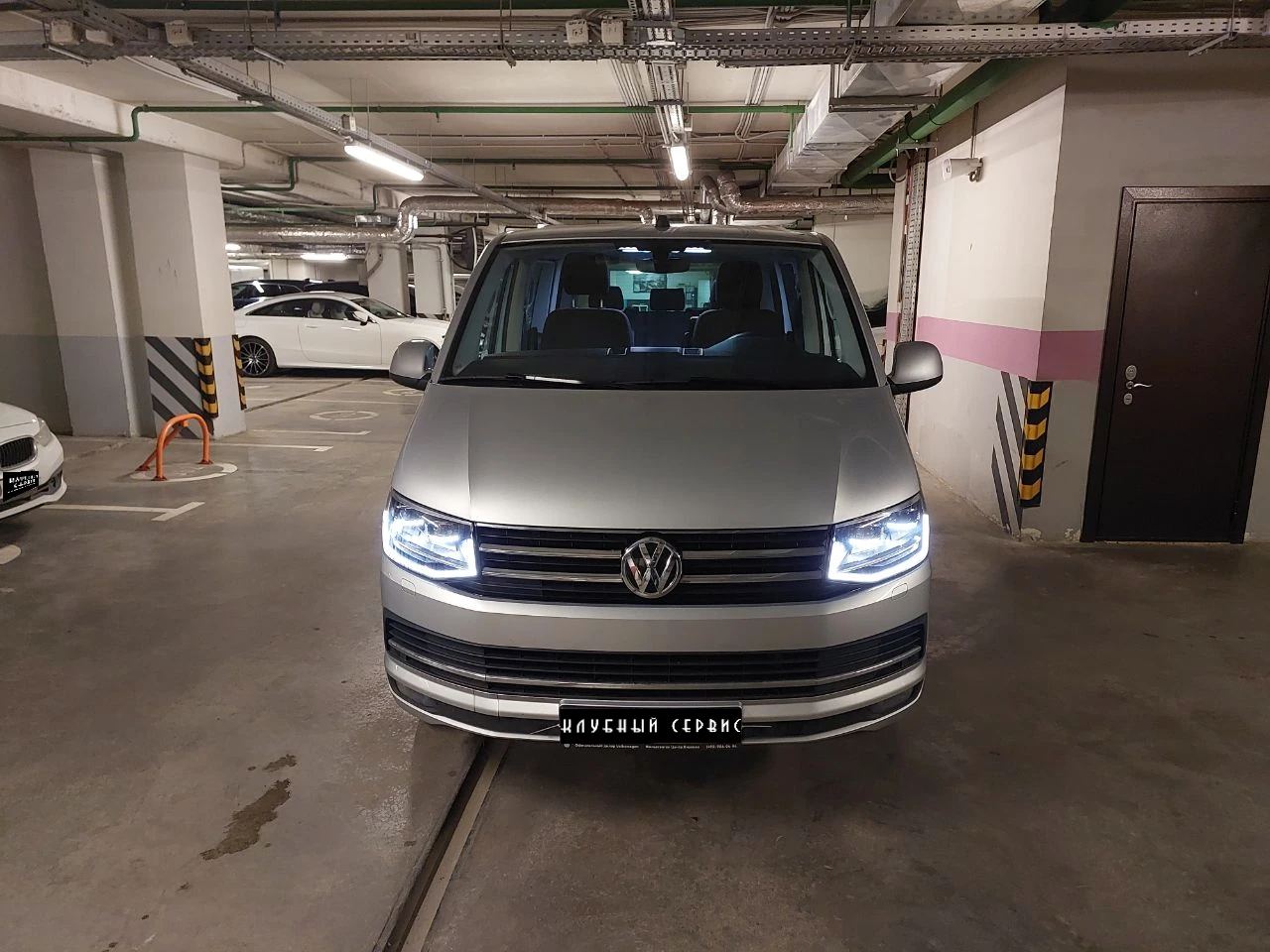 Volkswagen Multivan, 2019г, передний привод, робот