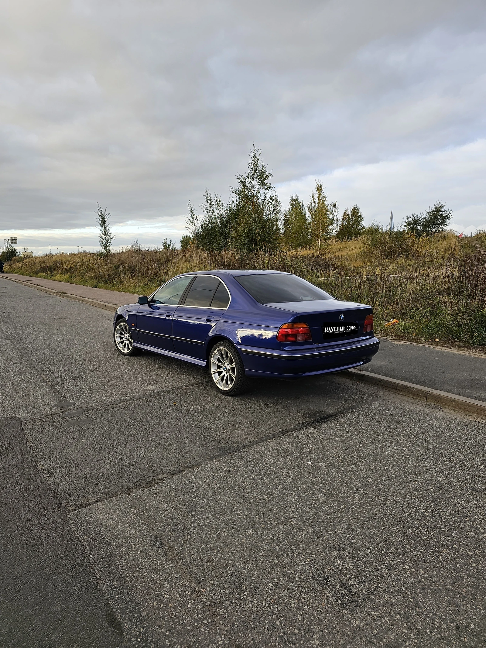BMW 5 серии, 1998г, задний привод, автомат