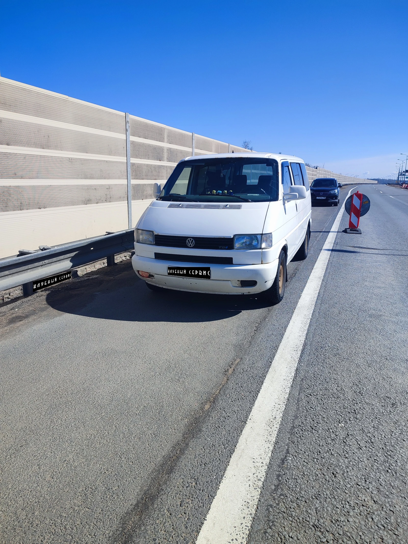 Volkswagen Transporter, 1999г, передний привод, механика