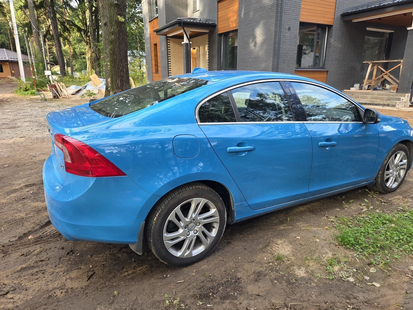 Volvo S60, 2015г, передний привод, автомат