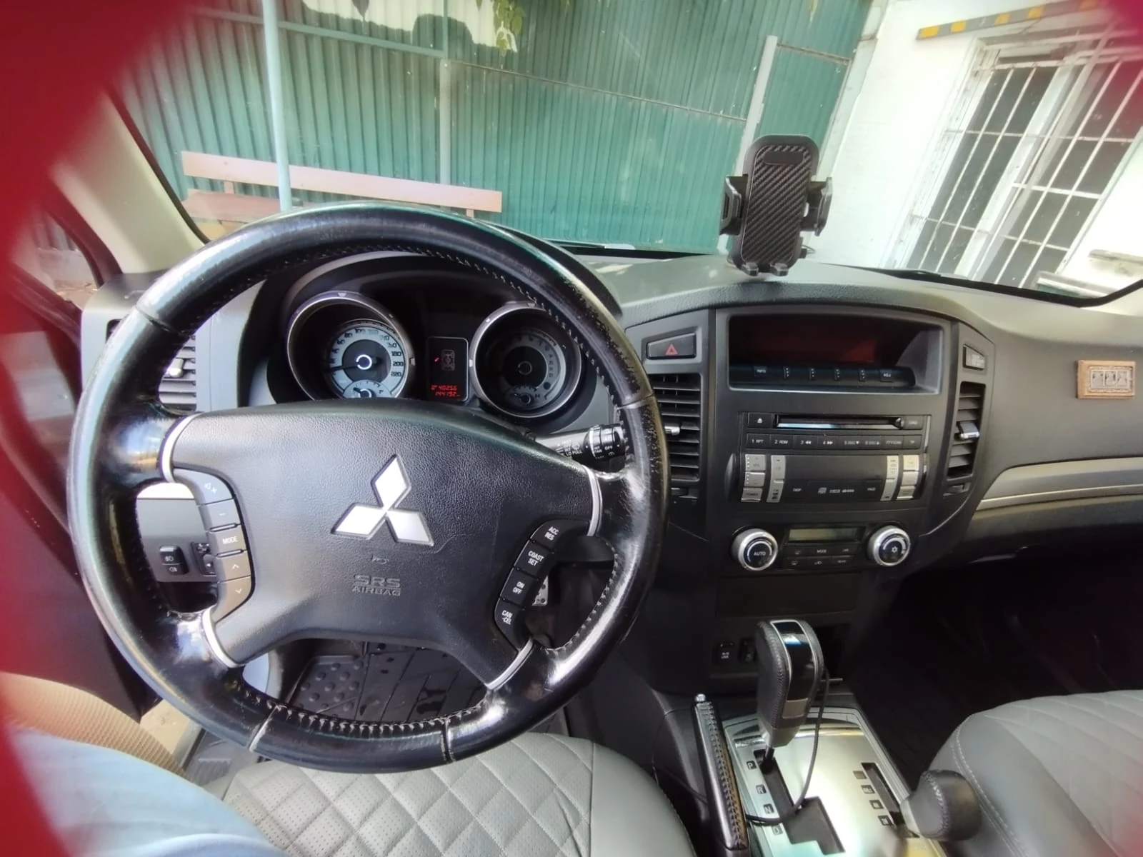 Mitsubishi Pajero, 2012г, полный привод, автомат