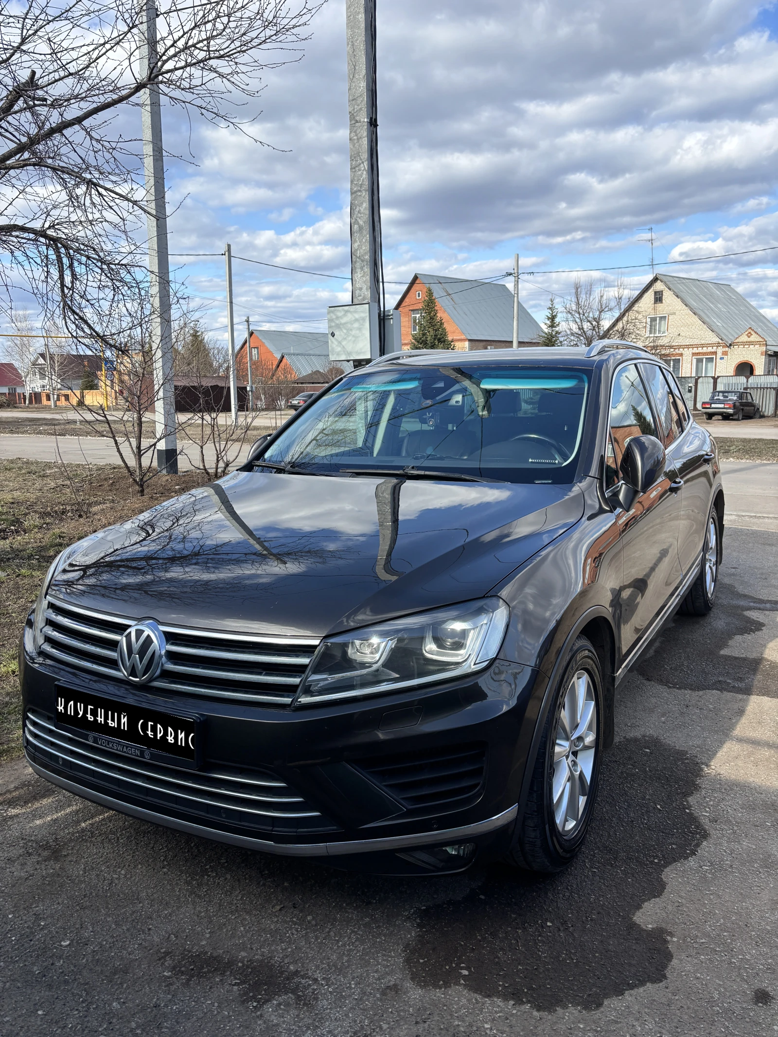 Volkswagen Touareg, 2015г, полный привод, автомат