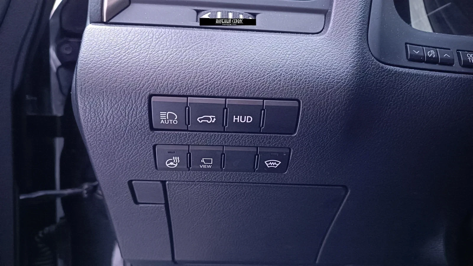 Lexus RX, 2018г, полный привод, автомат