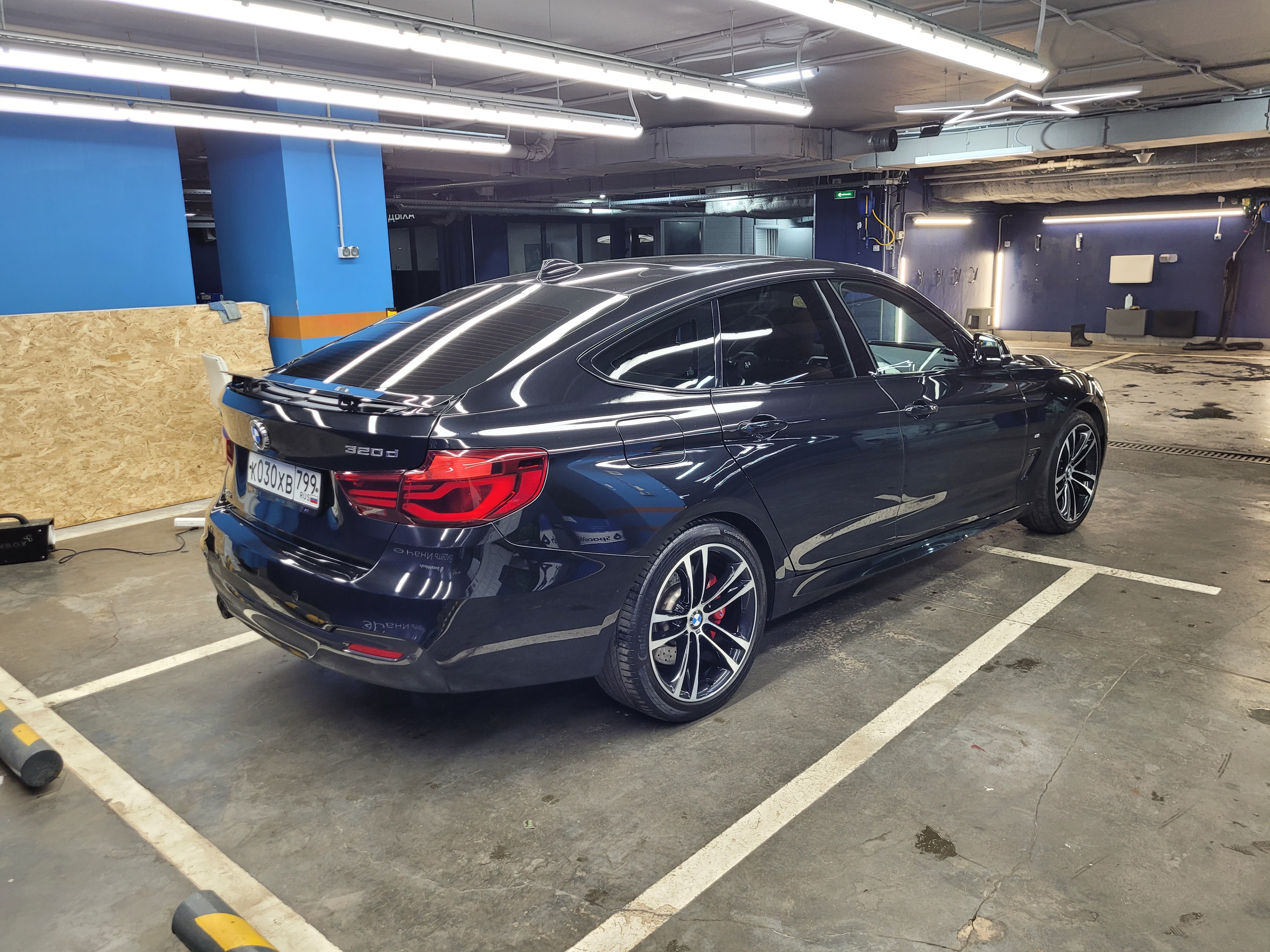 BMW 3 серии, 2020г, полный привод, автомат