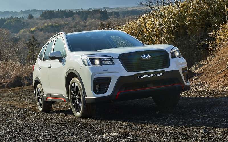 В России стартовали продажи новых Subaru Forester через параллельный импорт.