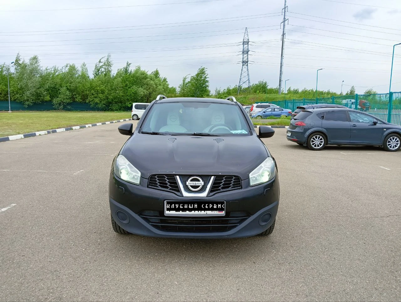 Nissan Qashqai, 2013г, передний привод, вариатор