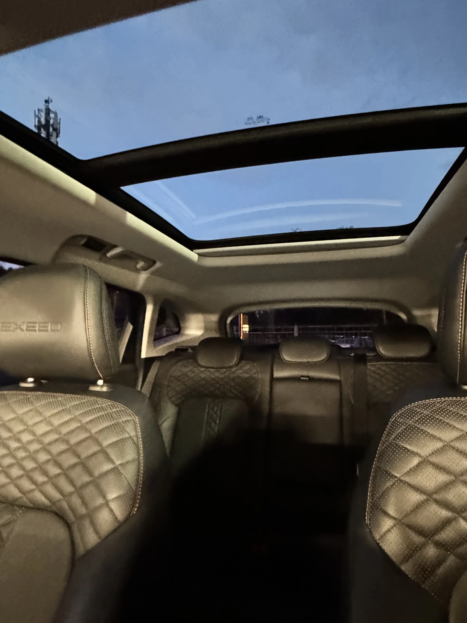 Exeed TXL, 2022г, полный привод, робот