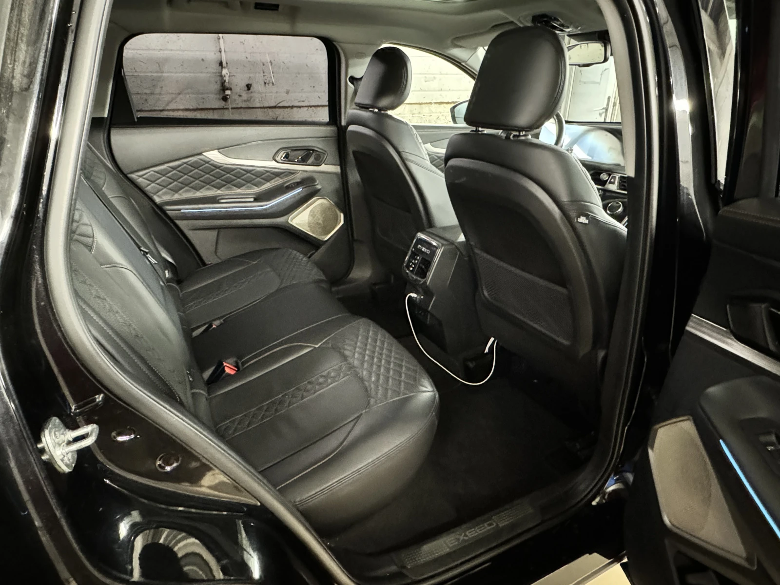 Exeed TXL, 2022г, полный привод, робот