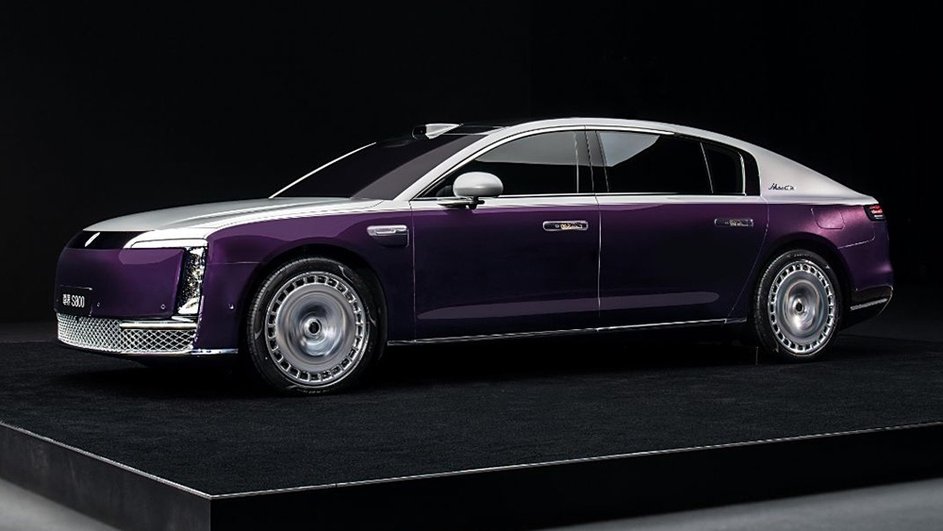 Huawei Maextro S800 стал объектом ажиотажа.