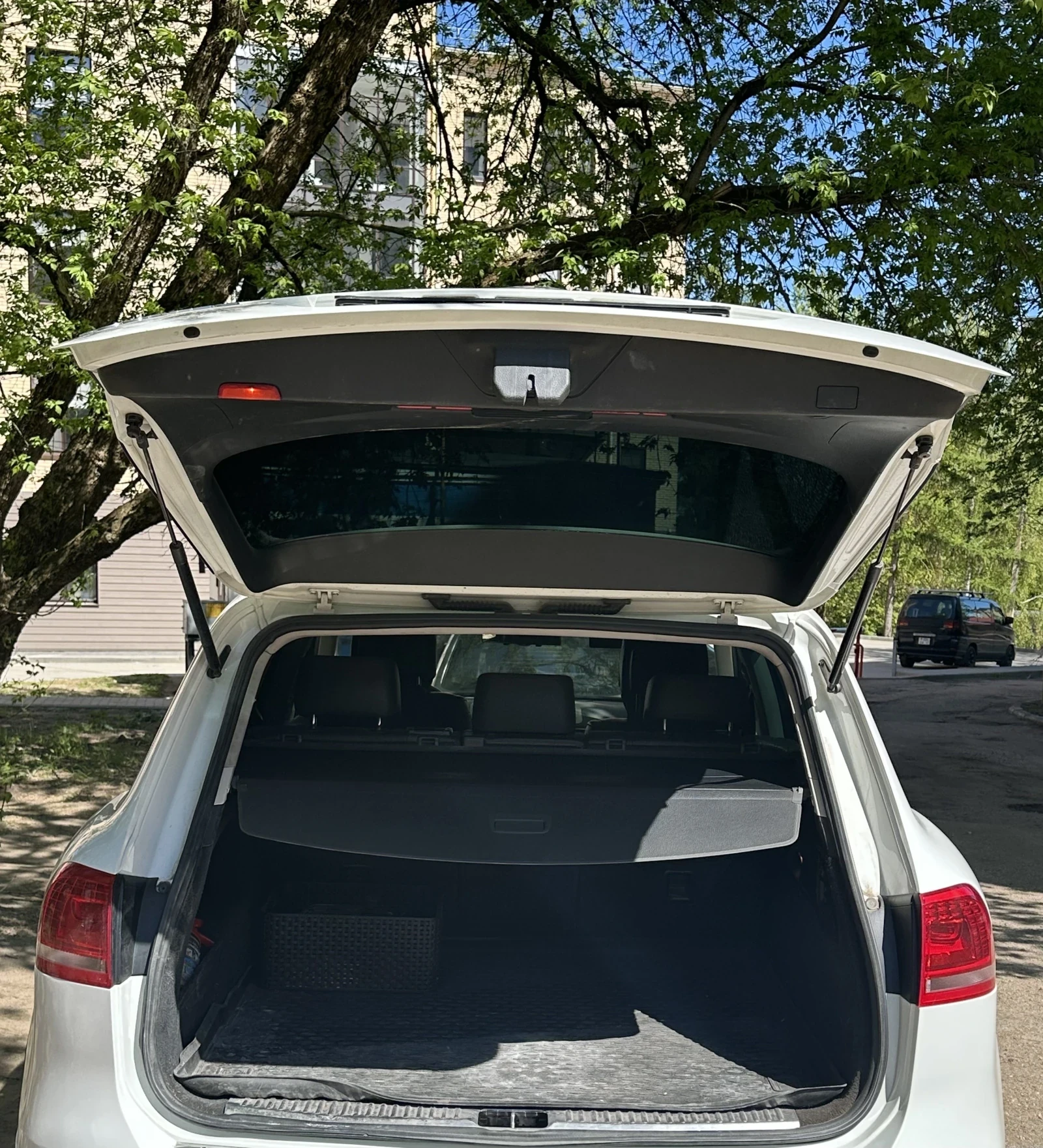 Volkswagen Touareg, 2014г, полный привод, автомат