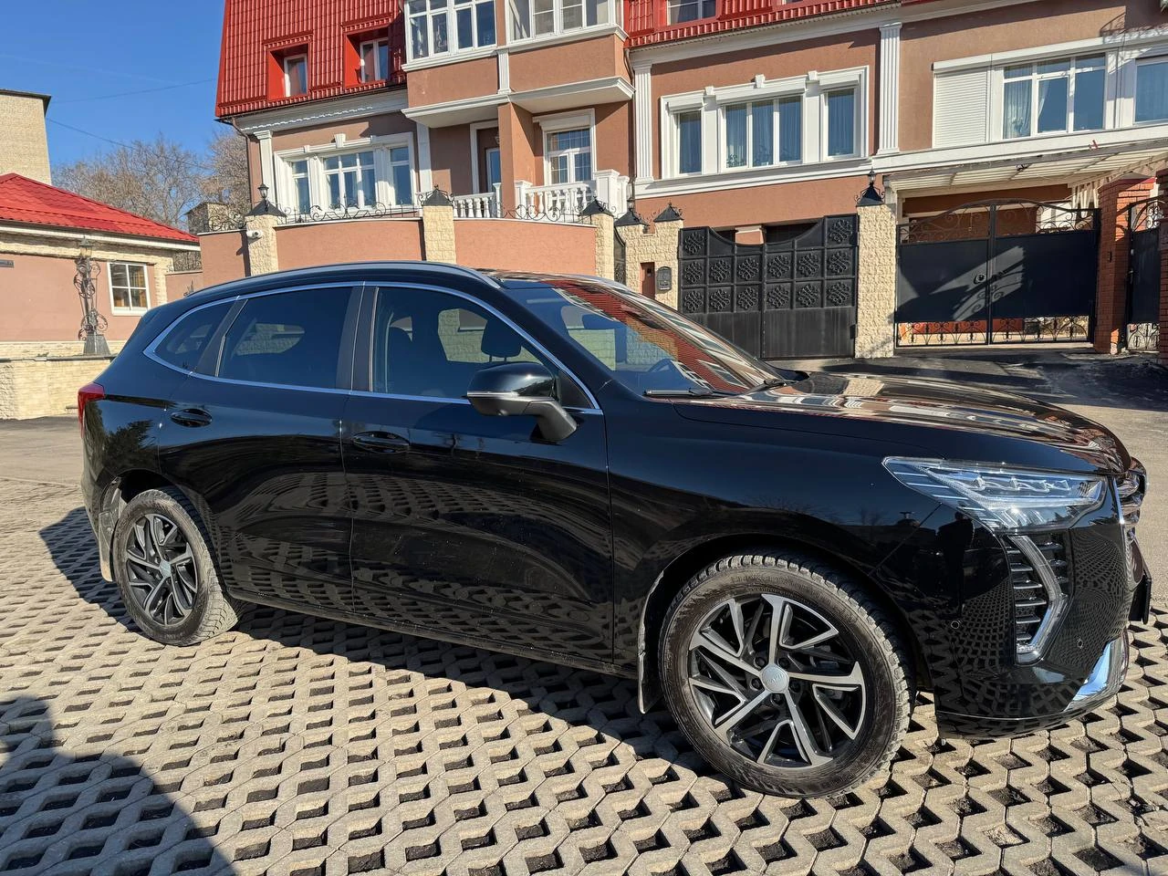 Haval Jolion, 2023г, полный привод, робот