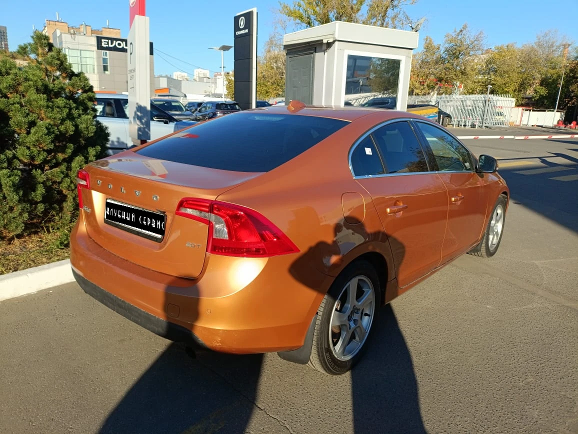 Volvo S60, 2010г, передний привод, робот