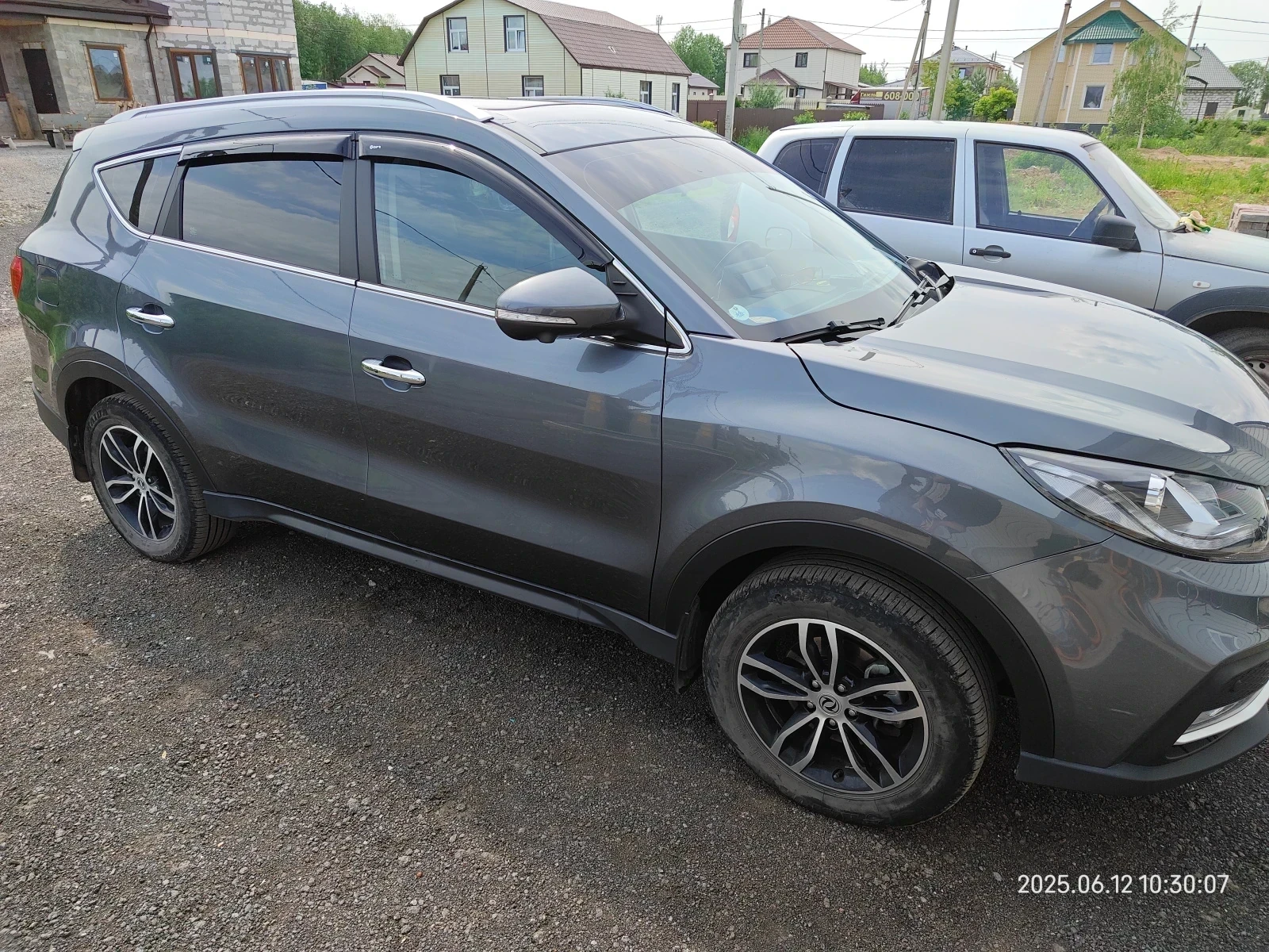 Dongfeng 580, 2022г, передний привод, вариатор