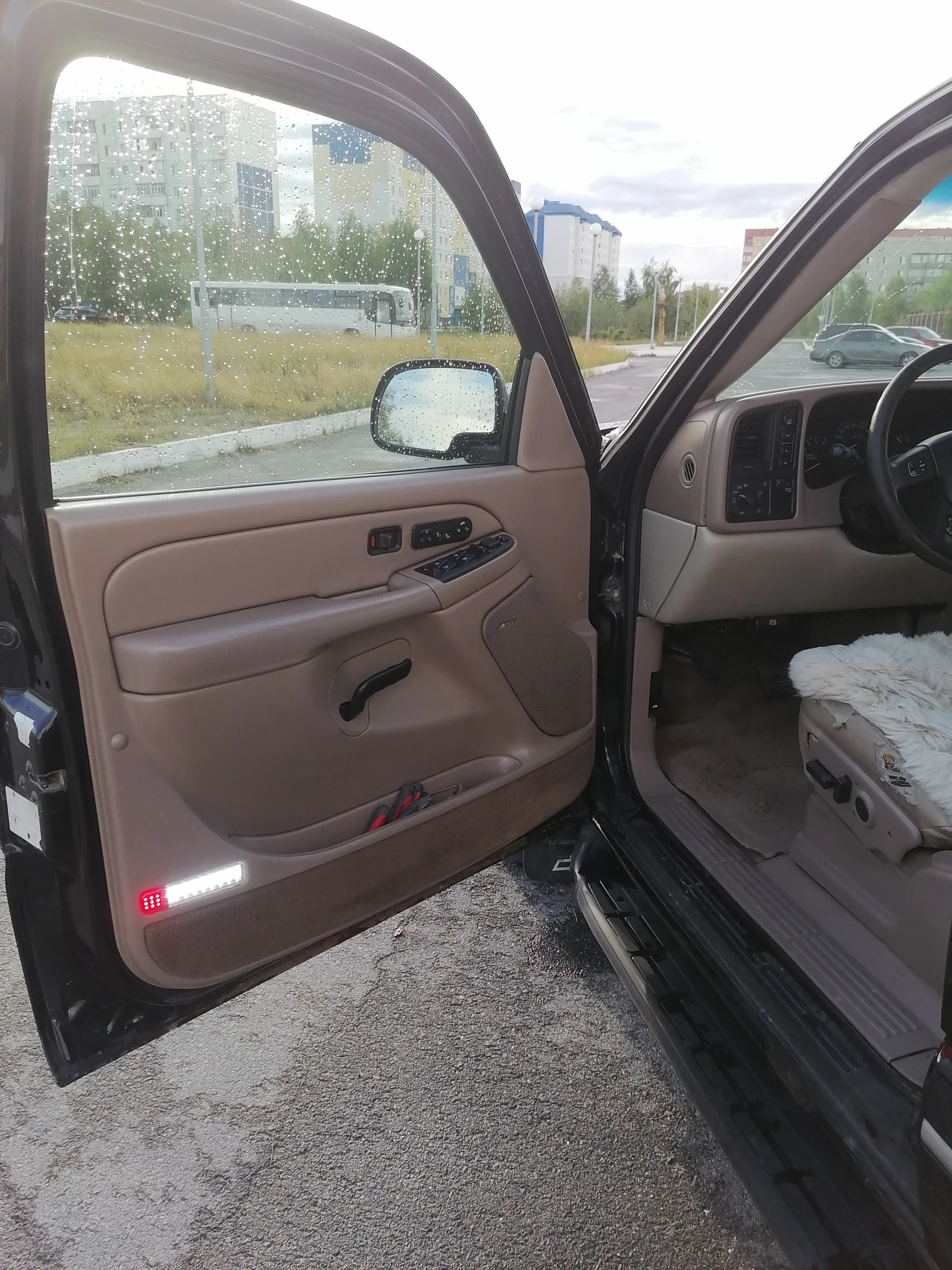 Chevrolet Tahoe, 2004г, полный привод, автомат