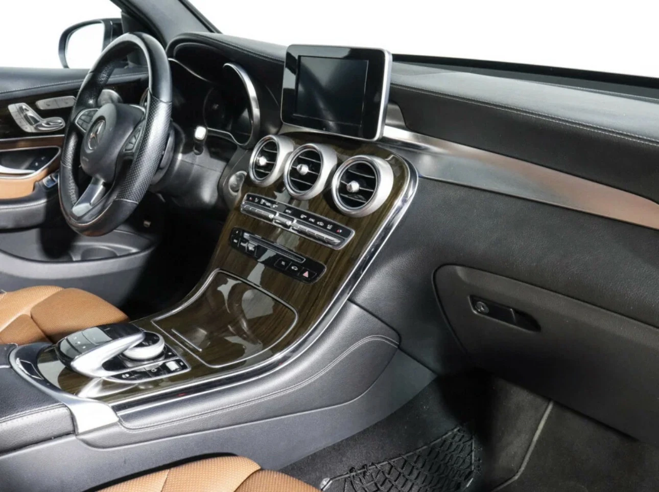 Mercedes-Benz GLC, 2016г, полный привод, автомат