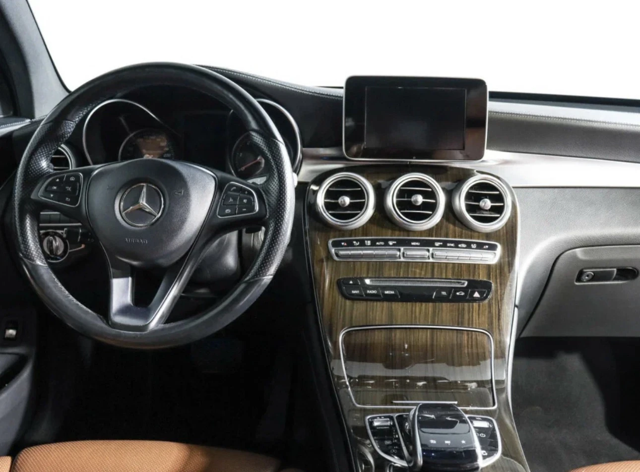 Mercedes-Benz GLC, 2016г, полный привод, автомат