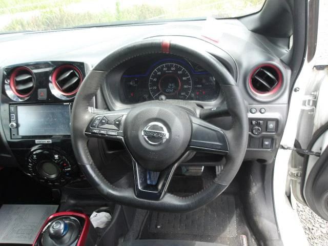 Nissan Note, 2018г, передний привод, автомат