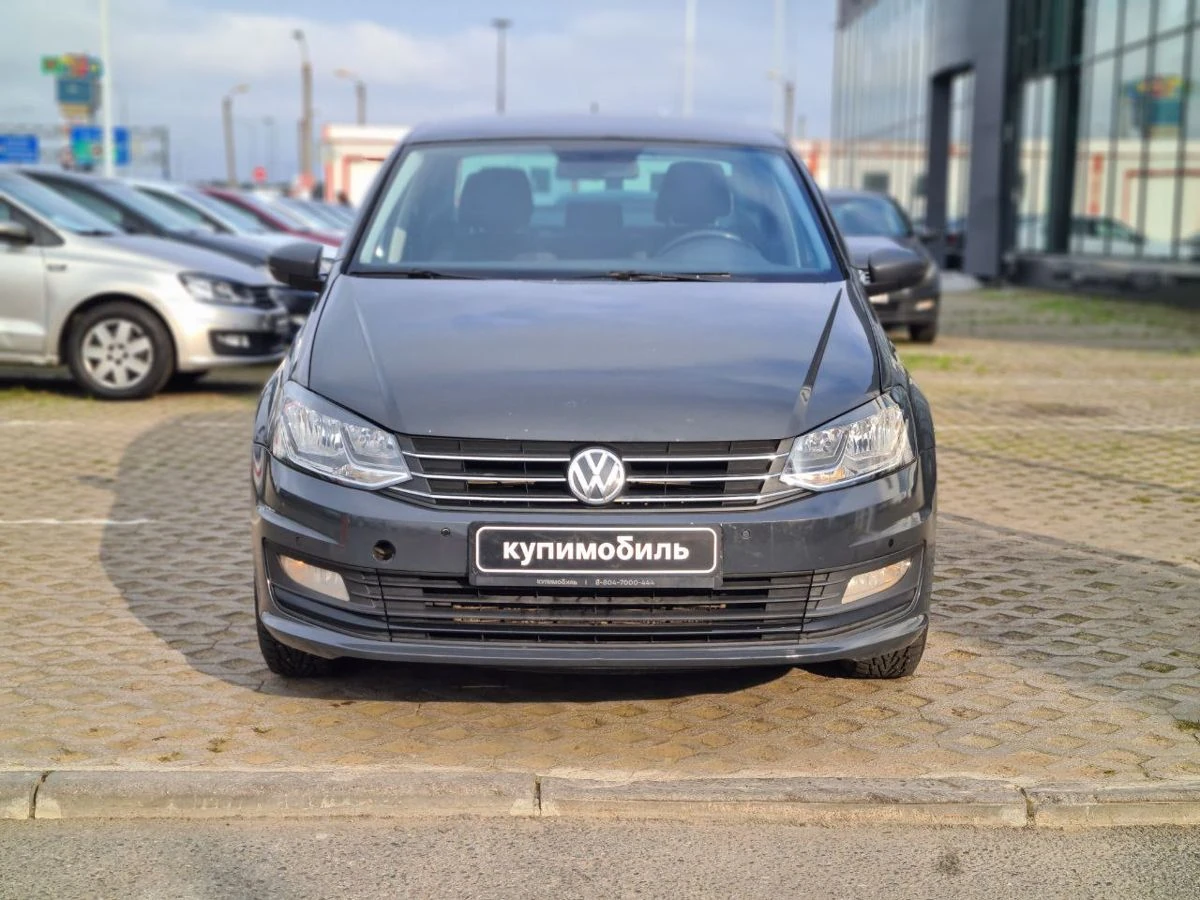 Volkswagen Polo, 2018г, передний привод, автомат