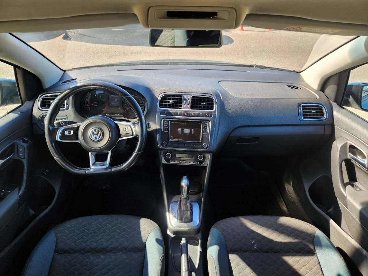 Volkswagen Polo, 2019г, передний привод, автомат