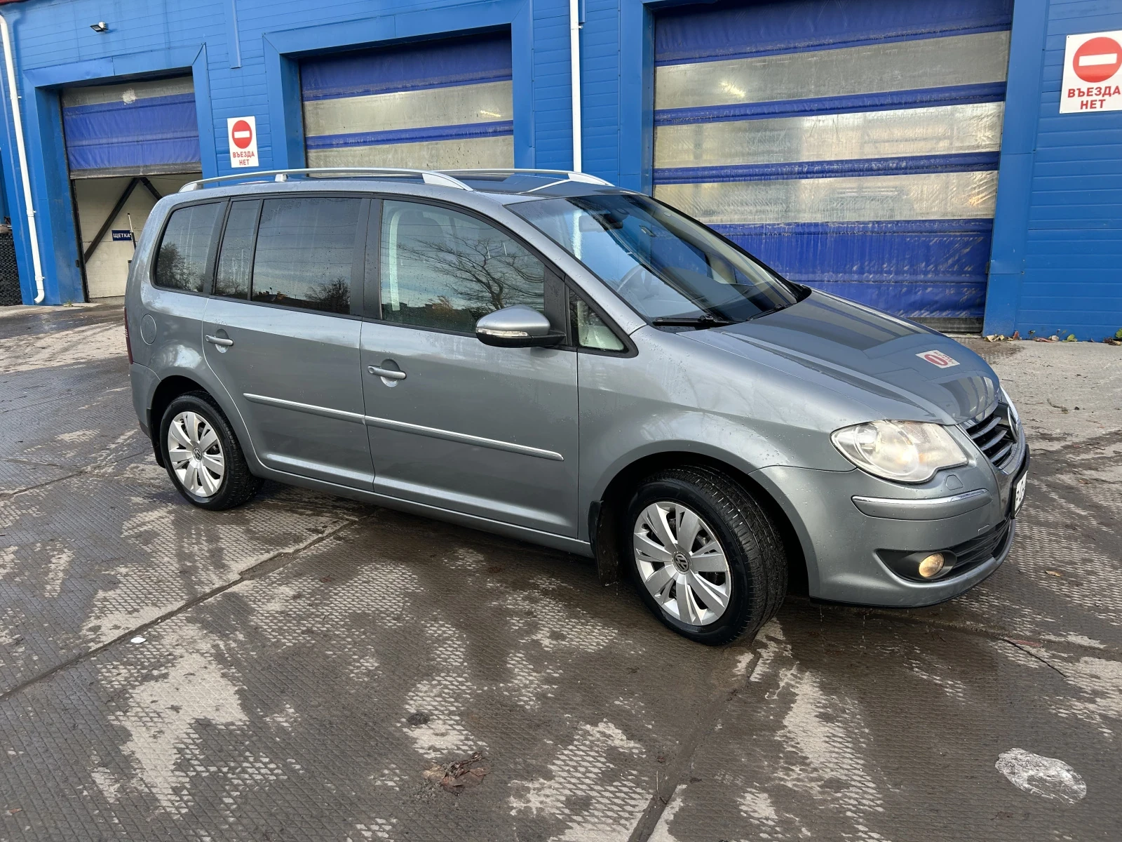 Volkswagen Touran, 2010г, передний привод, робот
