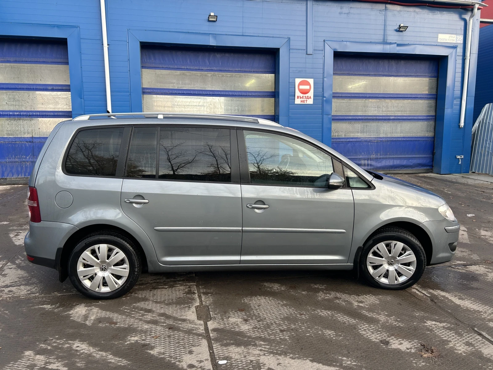 Volkswagen Touran, 2010г, передний привод, робот