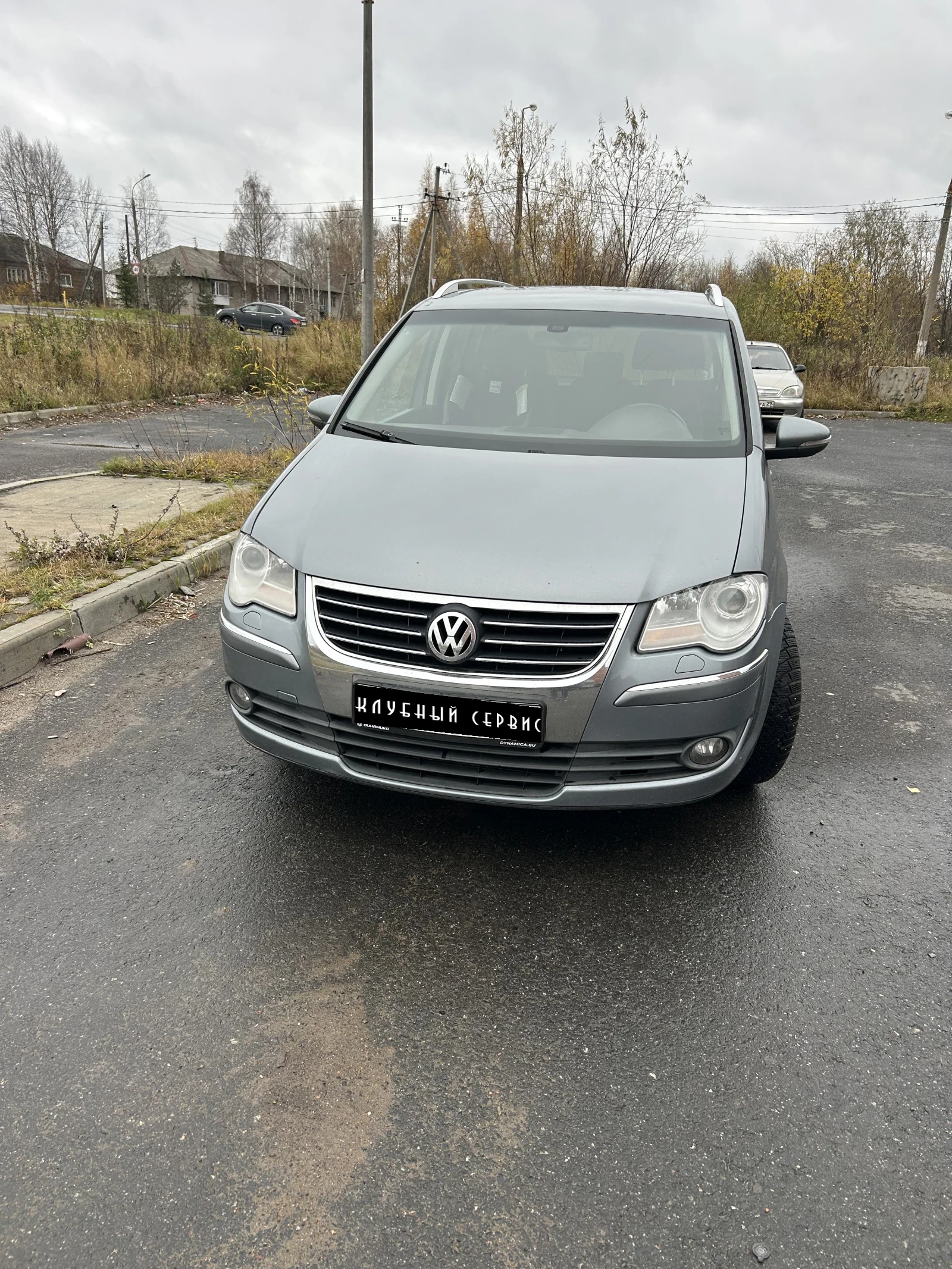 Volkswagen Touran, 2010г, передний привод, робот