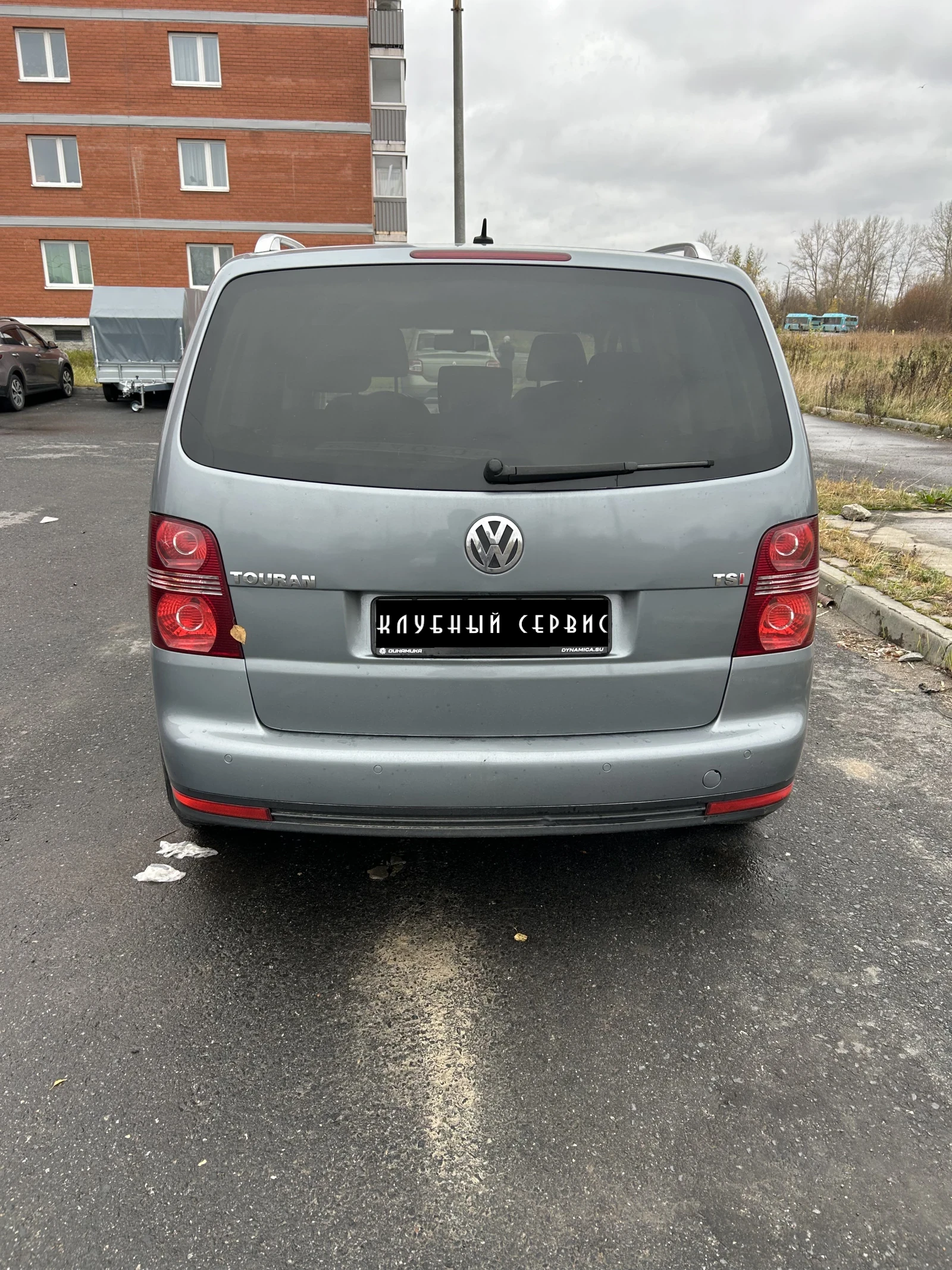 Volkswagen Touran, 2010г, передний привод, робот