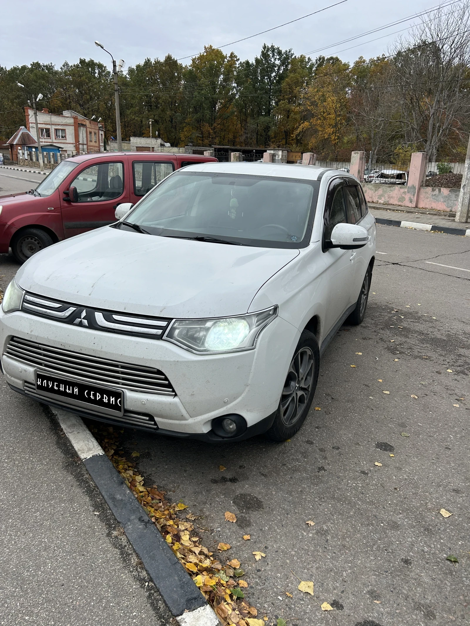 Mitsubishi Outlander, 2013г, полный привод, вариатор