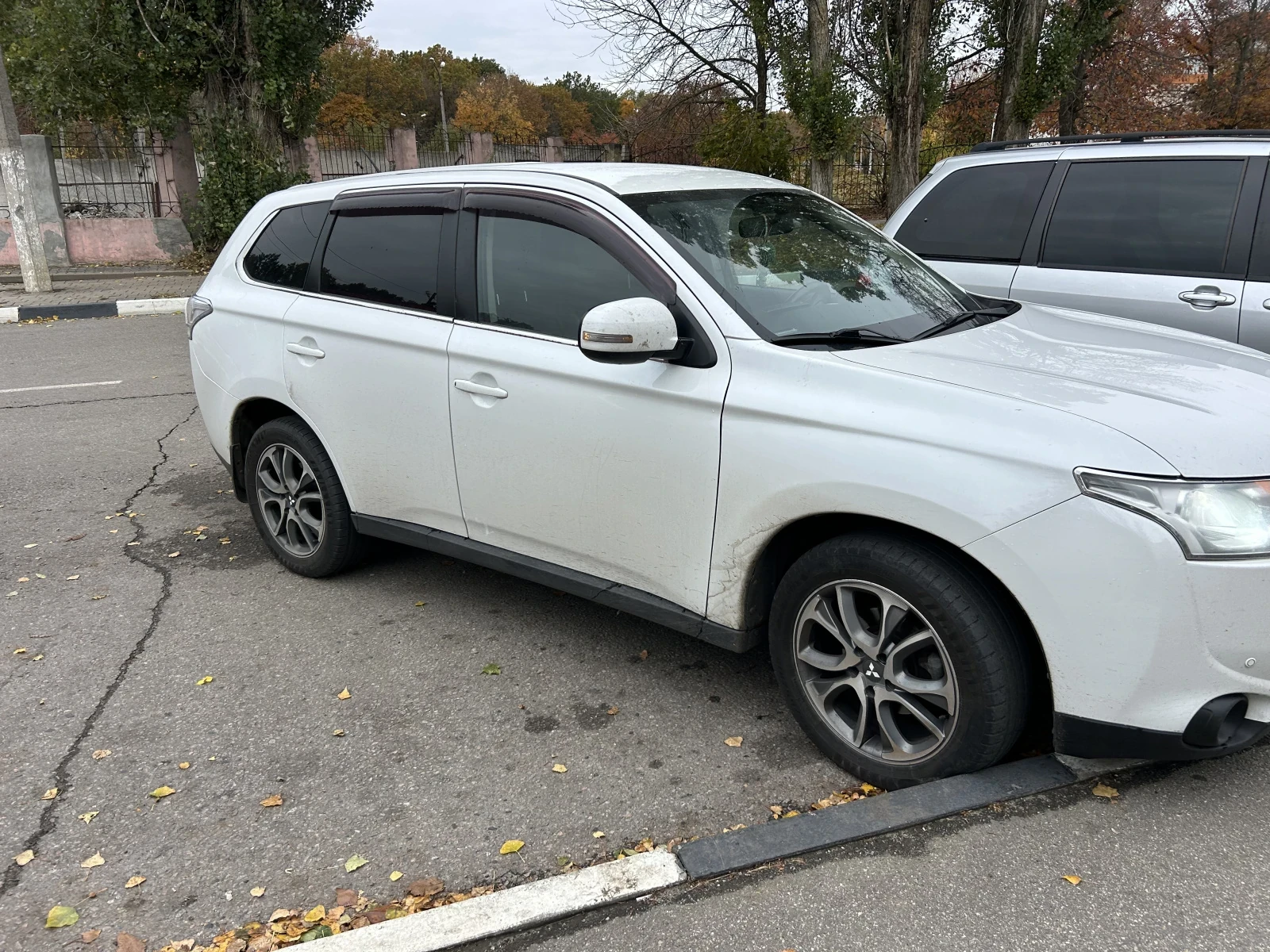 Mitsubishi Outlander, 2013г, полный привод, вариатор