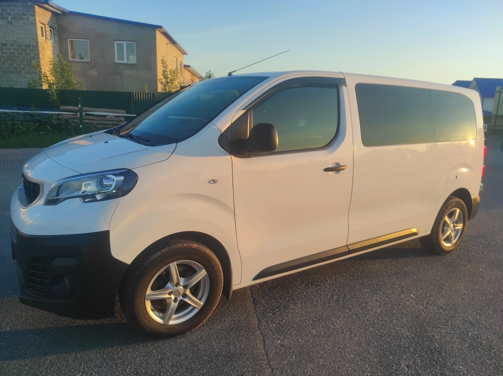 Peugeot Expert, 2021г, передний привод, механика