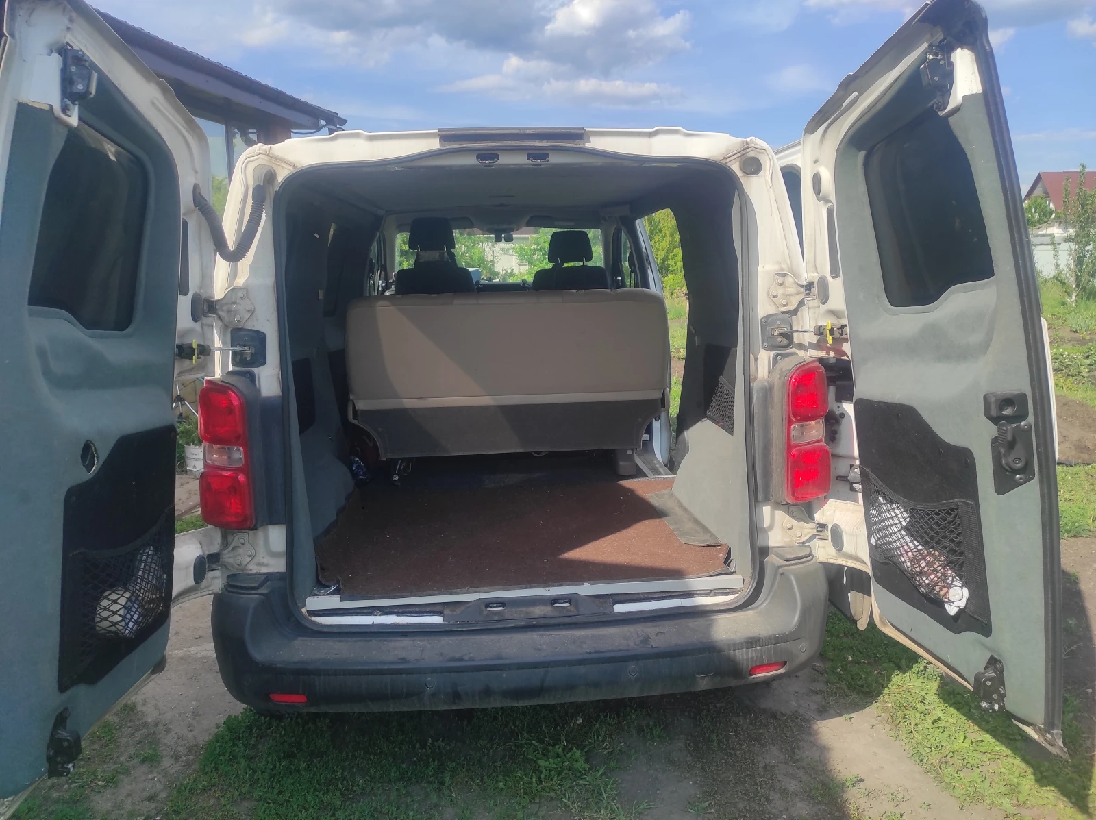 Peugeot Expert, 2021г, передний привод, механика